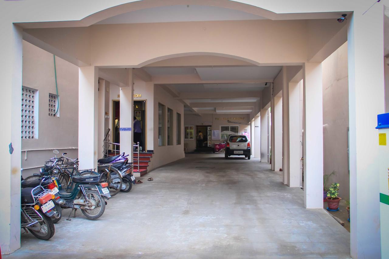 Hotel Sri Hayagriva Tiruchirappalli Exterior photo